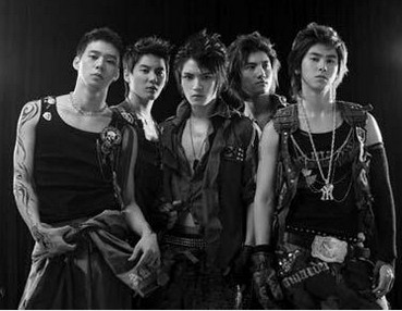 東方神起 - Kissしたまま、さよなら