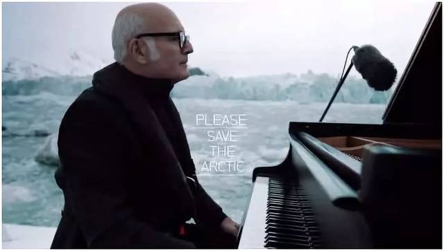 Ludovico Einaudi - Al Di La Del Vetro