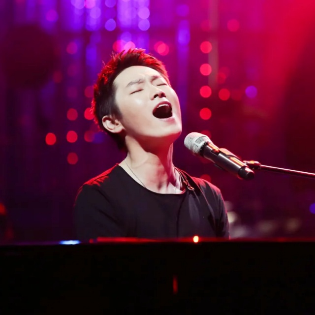 男孩（鋼伴、彈唱）帶歌詞【原調】簡易