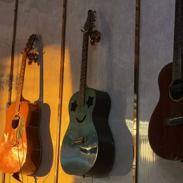 祖國(guó)祖國(guó)，我們愛你