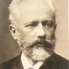 柴可夫斯基第一鋼琴協奏曲開始和結尾 雙鋼琴